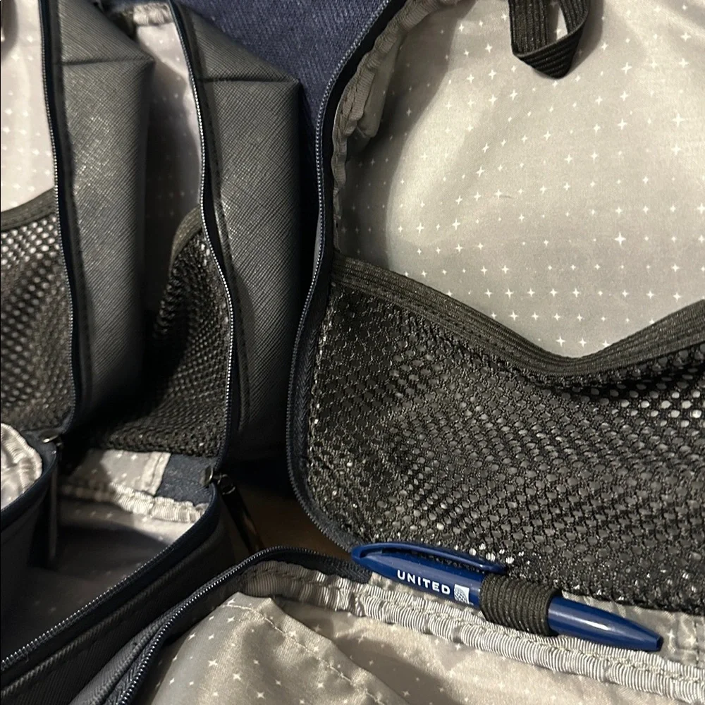 3 United Polaris Travel Cases in Dark Navy - Picture 4 of 4